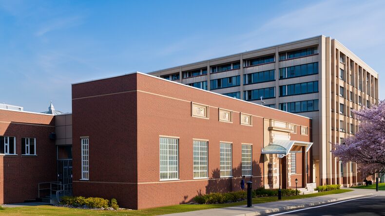 镇江国际初中学费一年多少钱