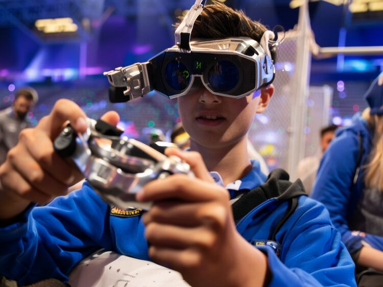 海南英雅盛彼德国际学校